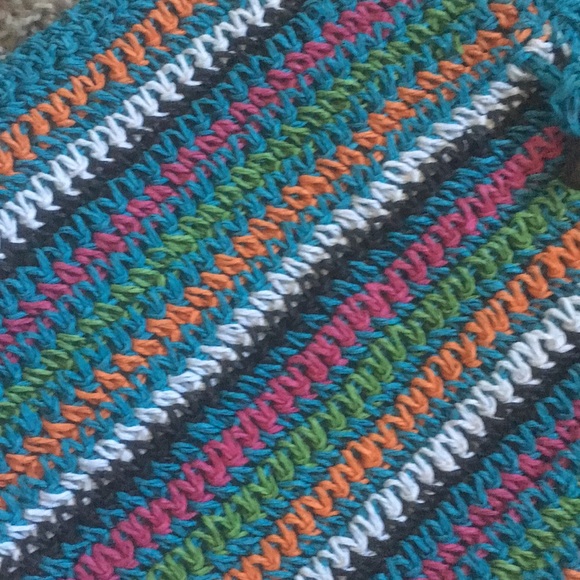 Brand New Crossbody from Costa Rica - Picture 2 of 5